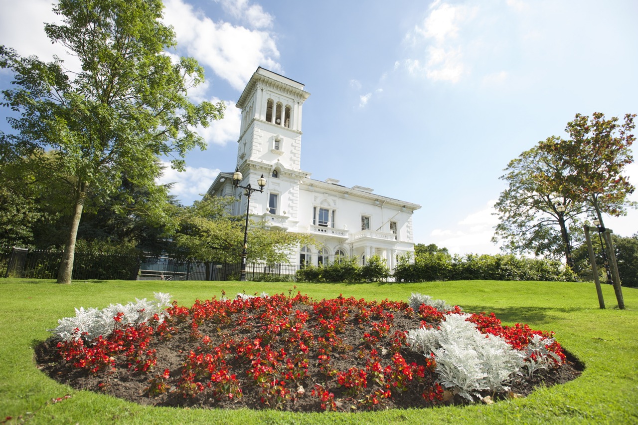 Runcorn Town Hall Park