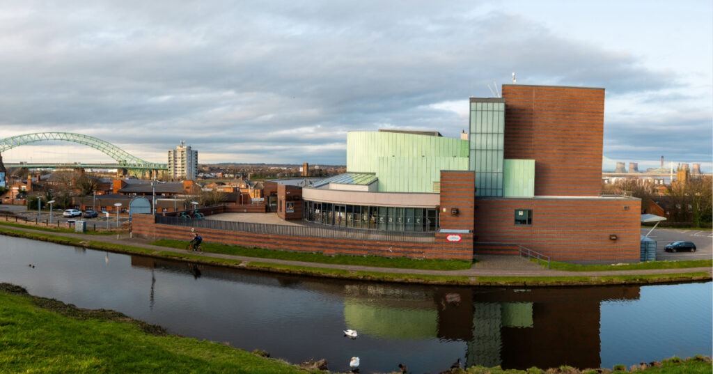 The Brindley Pano