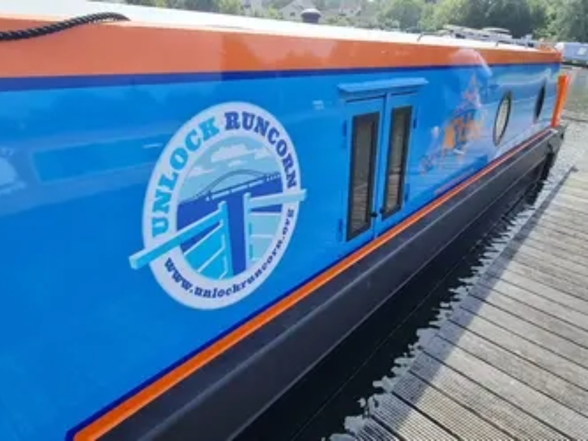 unlock-runcorn-festive-cruise-bridgewater