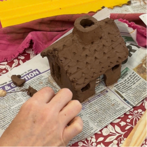 House-lantern-making-Photo-1.png